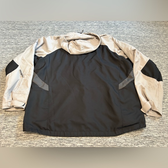 Men’s XL Lightweight Columbia Jacket - Picture 6 of 6